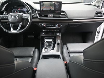 2024 Audi Q5 45 S line Premium quattro