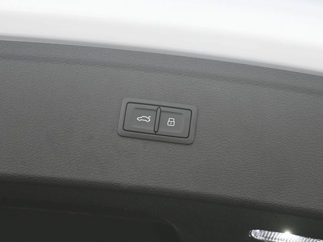 2024 Audi Q5 45 S line Premium quattro