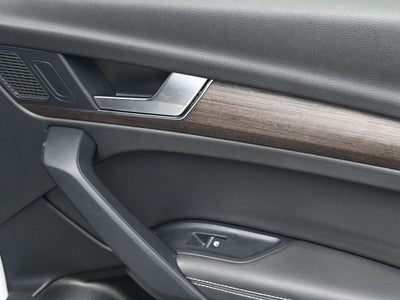 2024 Audi Q5 45 S line Premium quattro