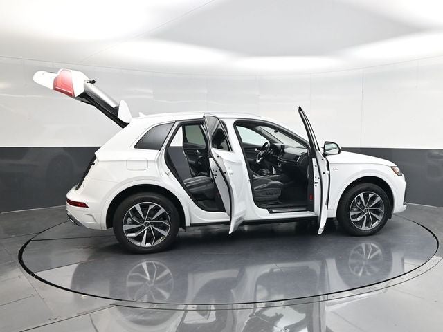 2024 Audi Q5 45 S line Premium quattro