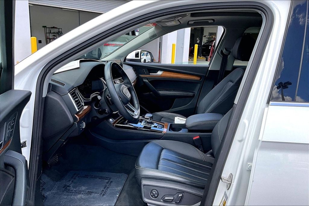 2023 Audi Q5 45 S line Premium Plus quattro