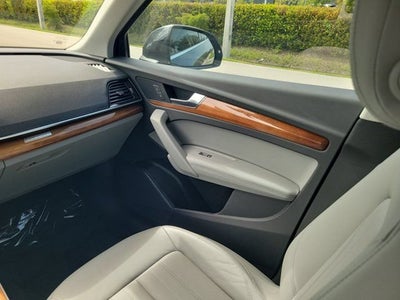 2022 Audi Q5 45 S line Premium Plus