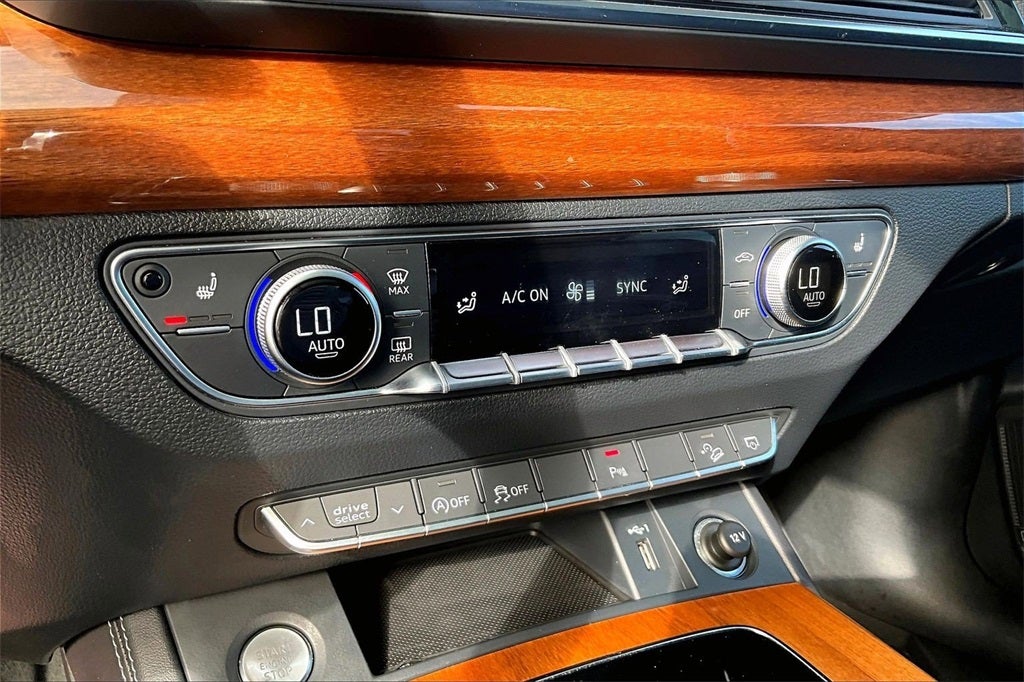 2023 Audi Q5 45 S line Premium Plus quattro