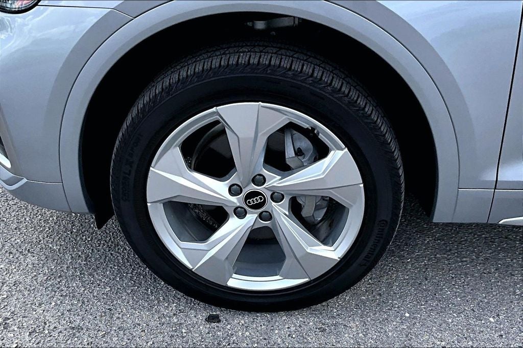 2023 Audi Q5 45 S line Premium Plus quattro