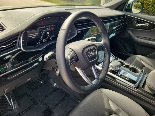 2025 Audi Q8 55 Premium Plus