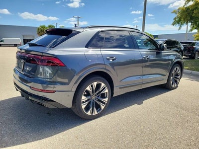 2025 Audi Q8 55 Premium Plus