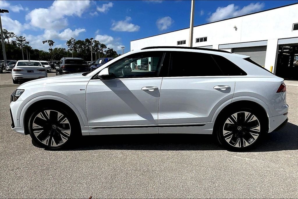 2025 Audi Q8 55 Prestige quattro