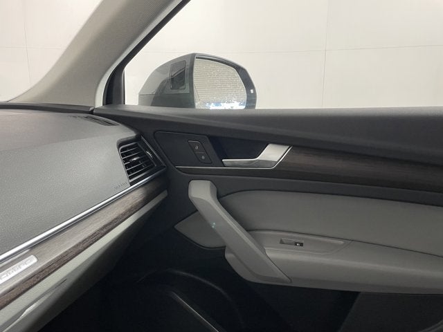 2022 Audi Q5 S line Premium