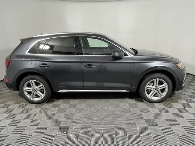 2022 Audi Q5 S line Premium
