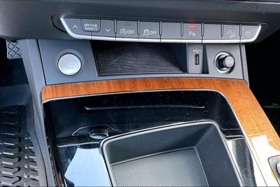 2023 Audi Q5 45 S line Premium quattro