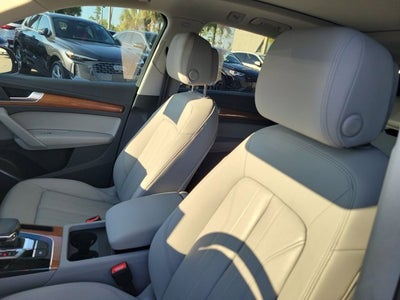 2023 Audi Q5 45 S line Premium