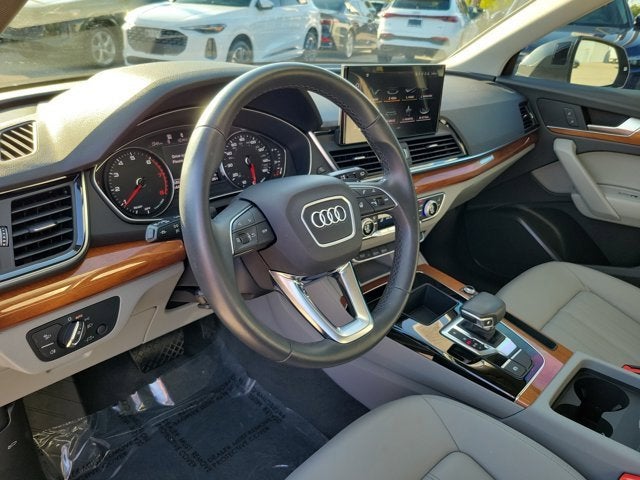 2023 Audi Q5 45 S line Premium