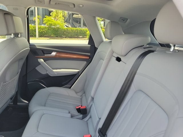 2023 Audi Q5 45 S line Premium
