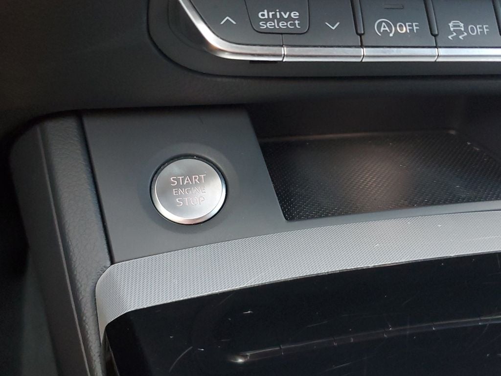 2025 Audi Q5 45 S line Premium quattro