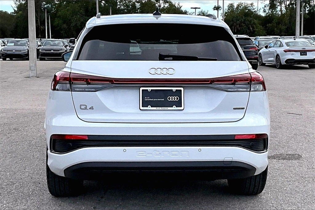 2024 Audi Q4 e-tron Premium quattro