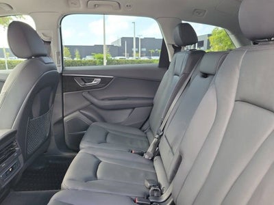 2024 Audi Q7 45 Premium Plus