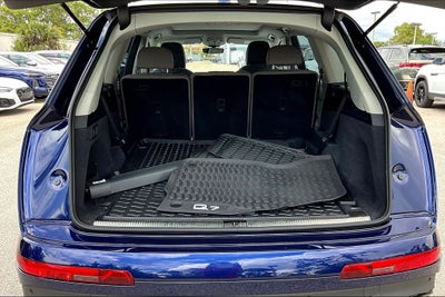2023 Audi Q7 45 Premium Plus quattro