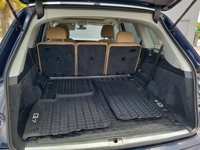 2023 Audi Q7 45 Premium Plus