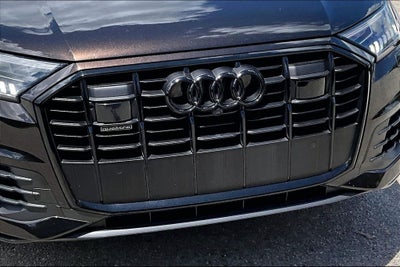 2023 Audi Q7 45 Premium Plus quattro