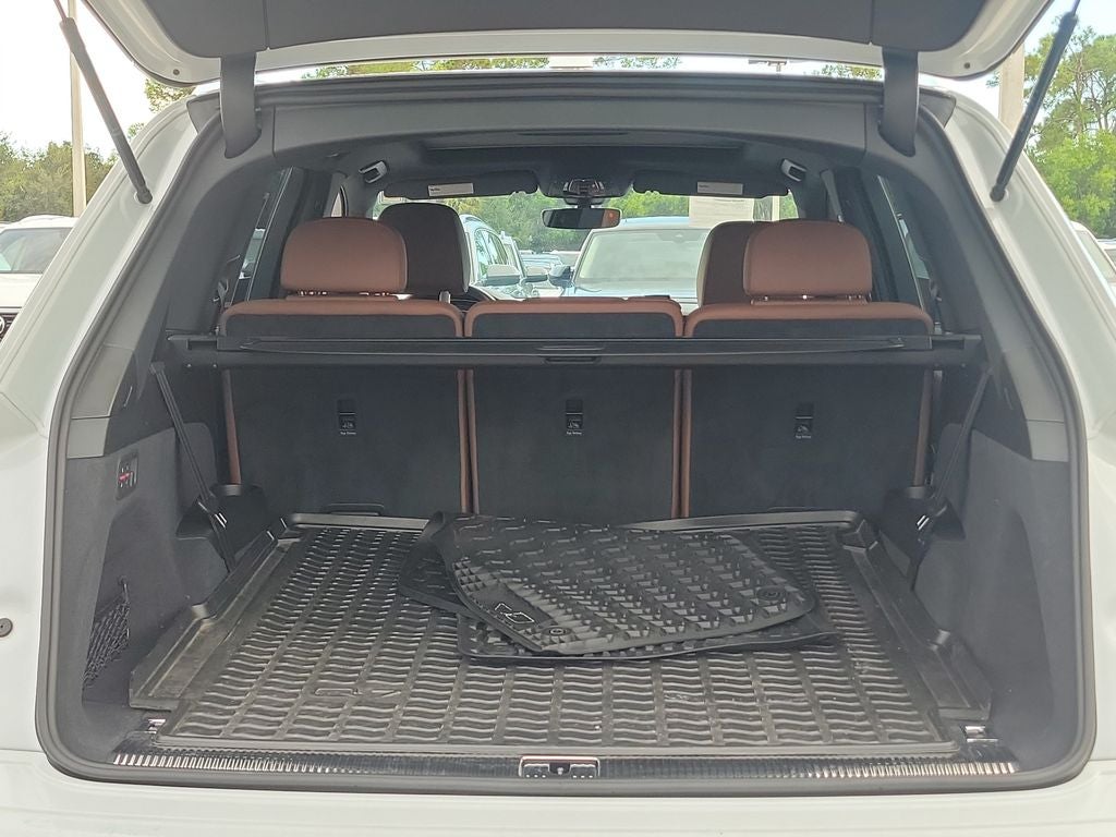 2023 Audi Q7 45 Premium Plus quattro