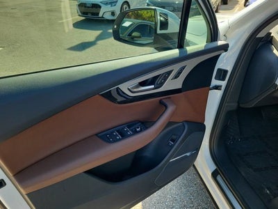 2019 Audi Q7 45 Premium Plus