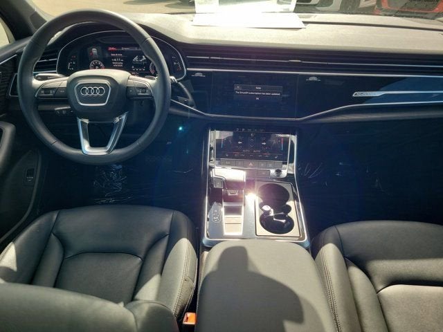 2022 Audi Q7 45 Premium Plus