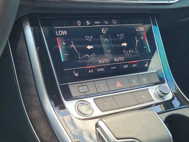 2022 Audi Q7 45 Premium Plus