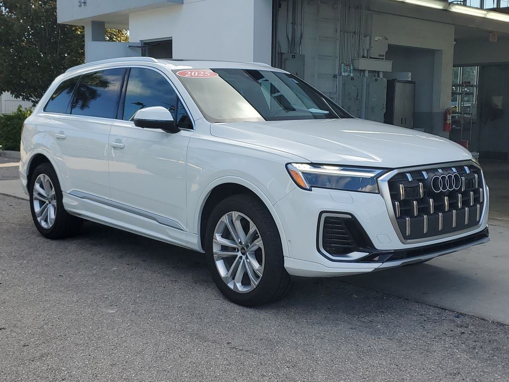 2025 Audi Q7 55 Premium Plus quattro