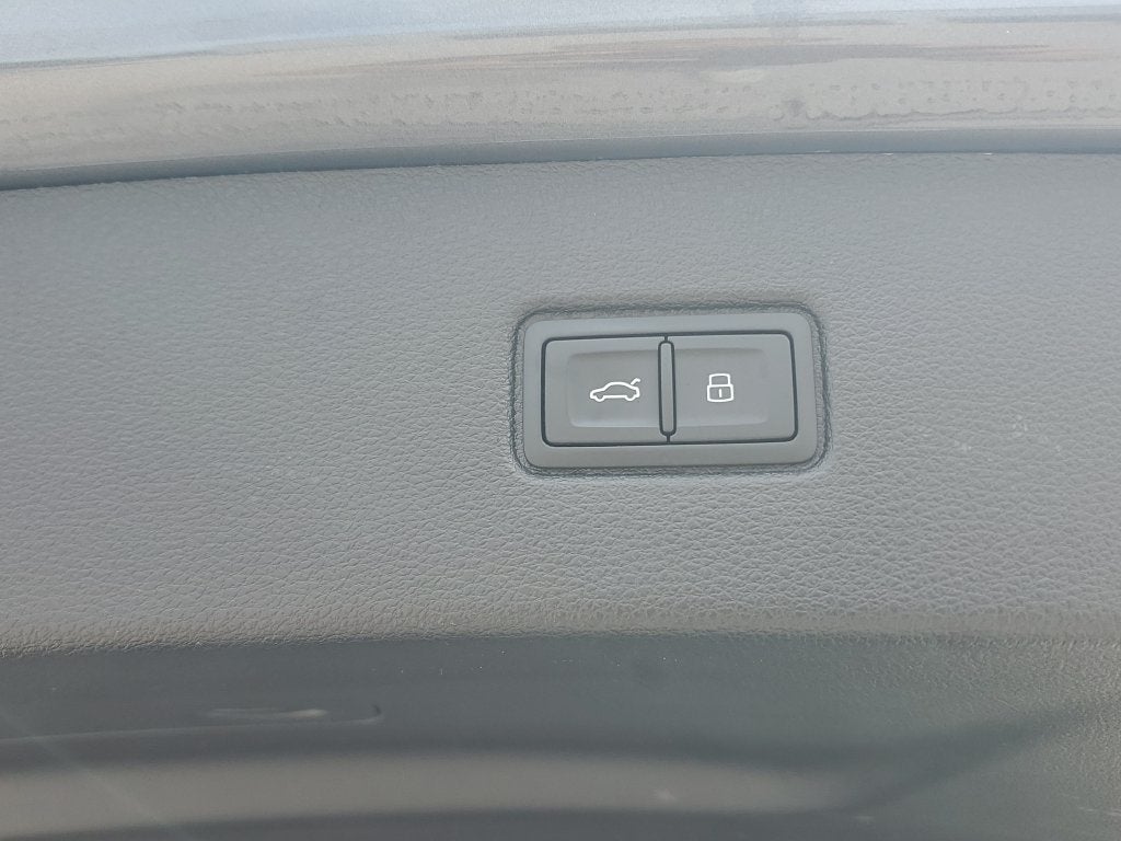 2025 Audi Q7 55 Premium Plus quattro
