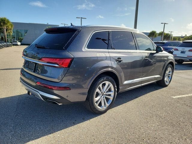 2025 Audi Q7 55 Premium Plus