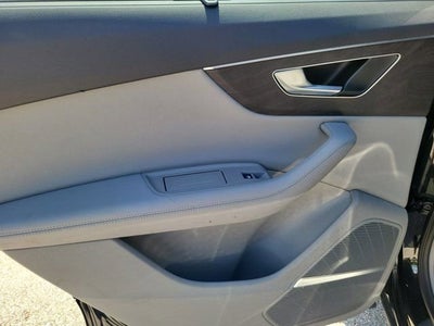 2023 Audi Q7 55 Premium Plus