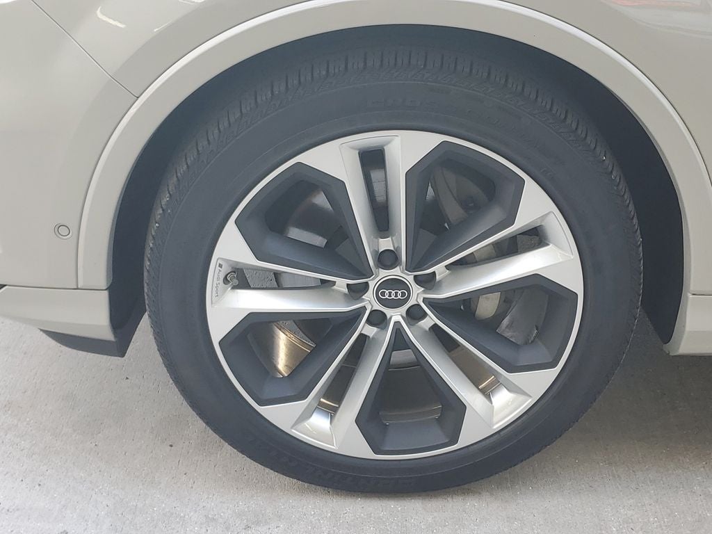 2023 Audi Q7 55 Prestige quattro