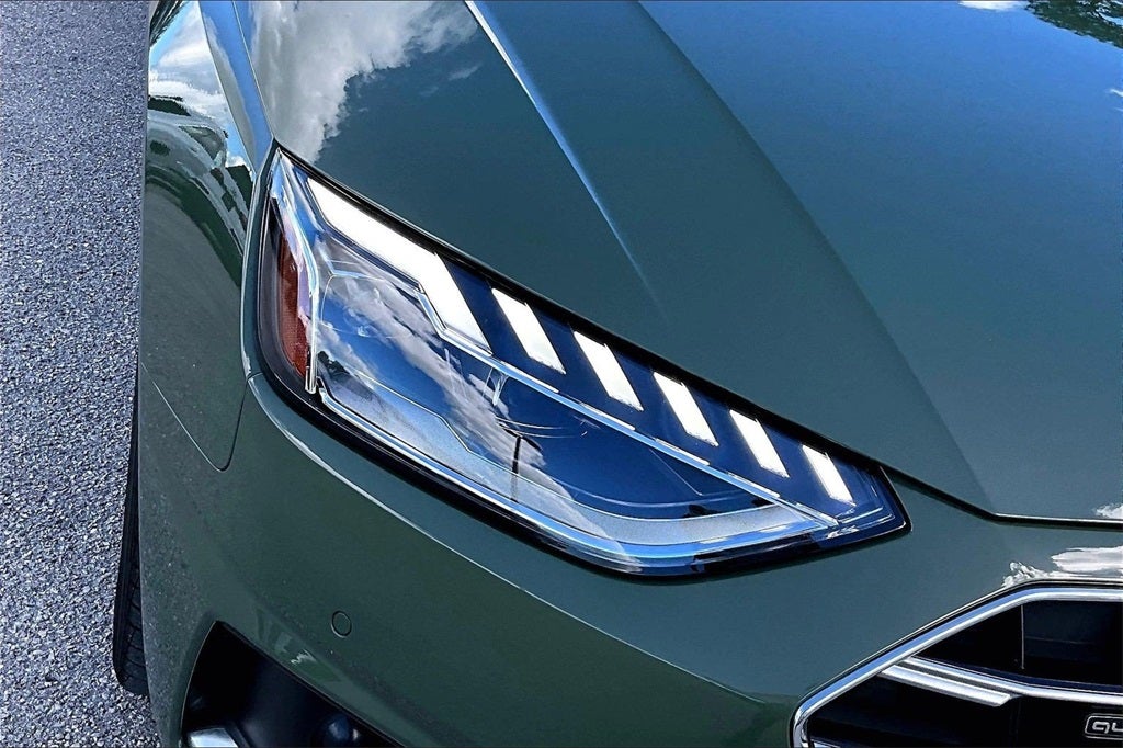 2023 Audi A4 40 Premium quattro