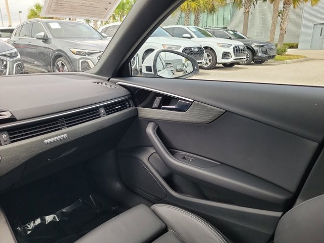 2023 Audi A4 45 S line Premium