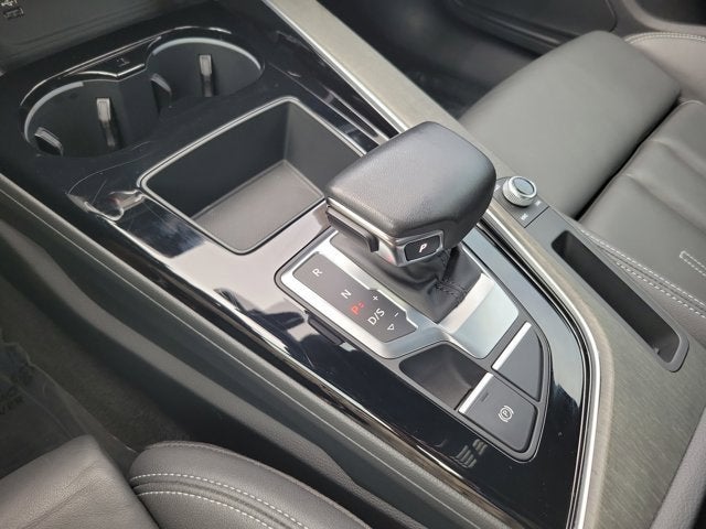 2023 Audi A4 45 S line Premium
