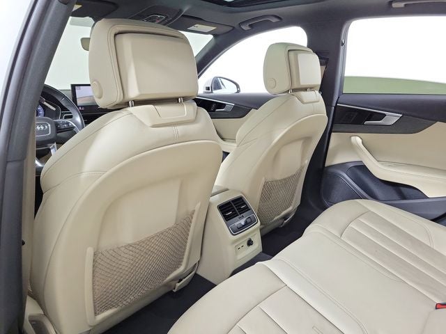 2023 Audi A4 45 S line Premium Plus quattro