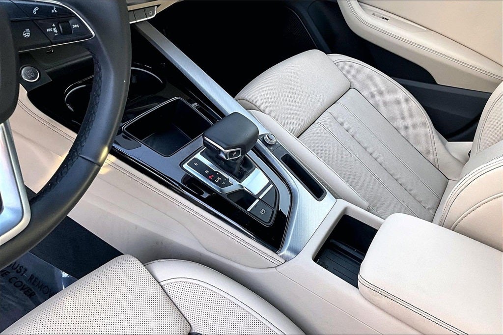 2023 Audi A4 45 S line Premium Plus quattro