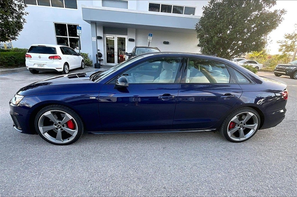 2023 Audi A4 45 S line Premium Plus quattro