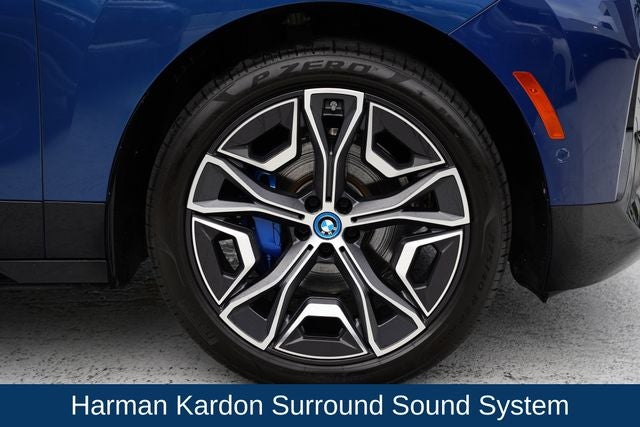 2025 BMW iX xDrive50