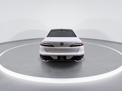 2025 BMW 7 Series 740i