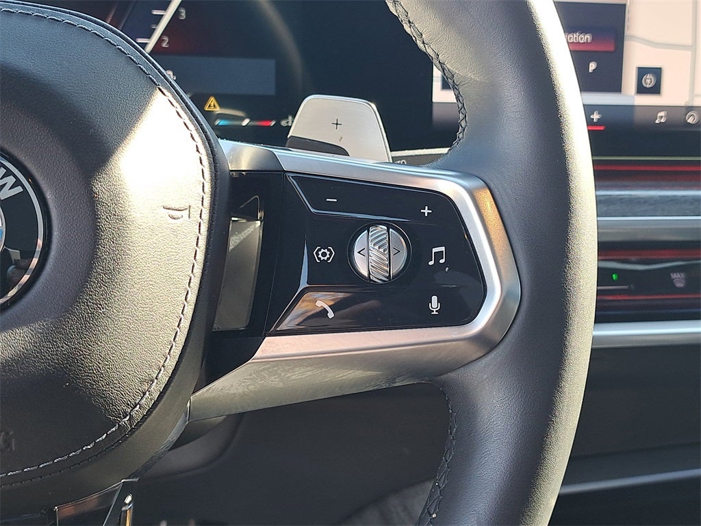 2023 BMW 7 Series 740i