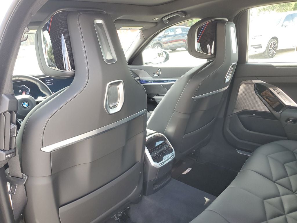 2026 BMW 7 Series 740i