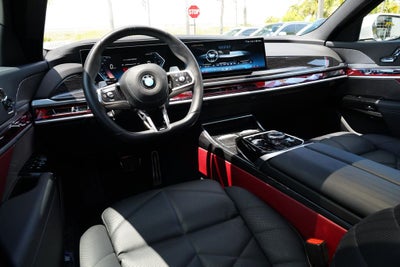 2025 BMW 7 Series 740i xDrive