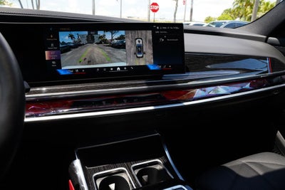 2025 BMW 7 Series 740i xDrive