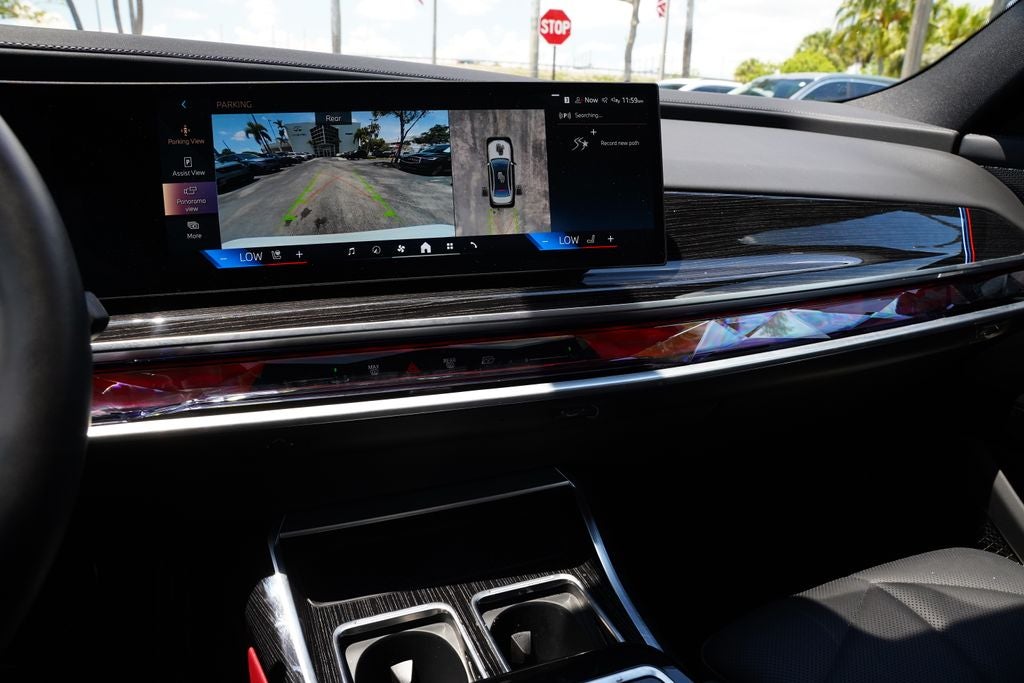 2025 BMW 7 Series 740i xDrive