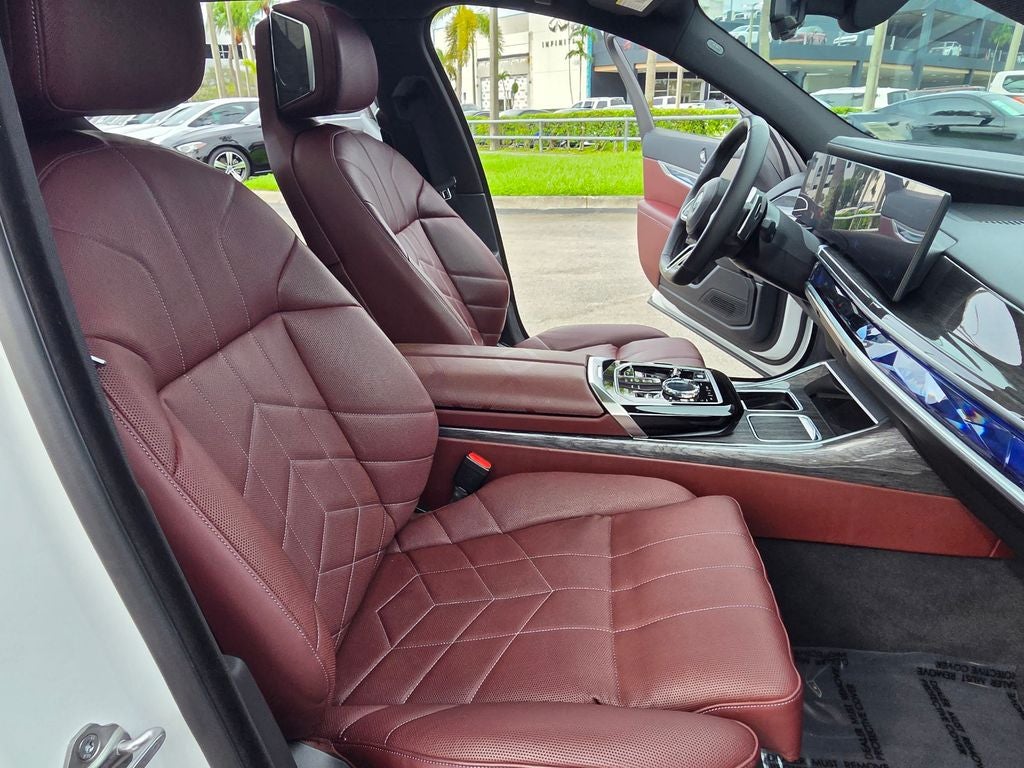 2024 BMW 7 Series 760i xDrive