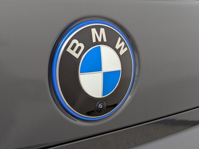 2024 BMW 7 Series 750e xDrive Plug-In Hybrid