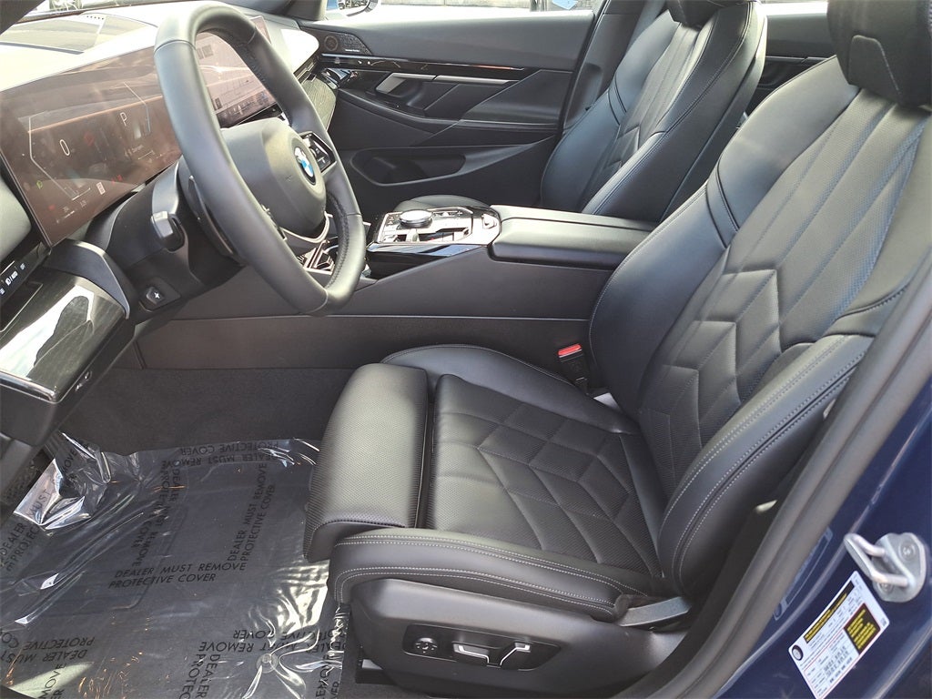 2025 BMW 5 Series 530i