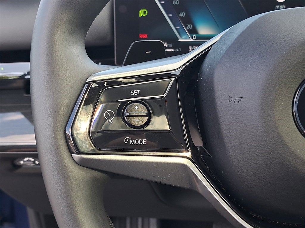 2025 BMW 5 Series 530i