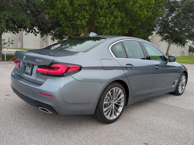 2021 BMW 5 Series 540i